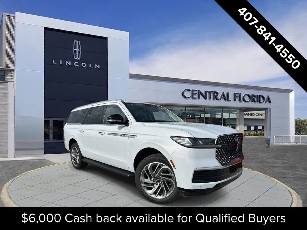 New 2026 Lincoln Navigator L Premier AWD/4WD image 2