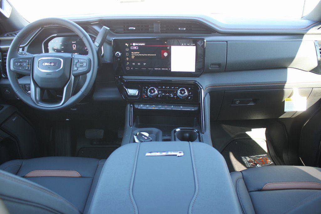 New 2026 GMC Sierra 2500 AT4 w/ AT4 Premium Plus Package AWD/4WD image 6