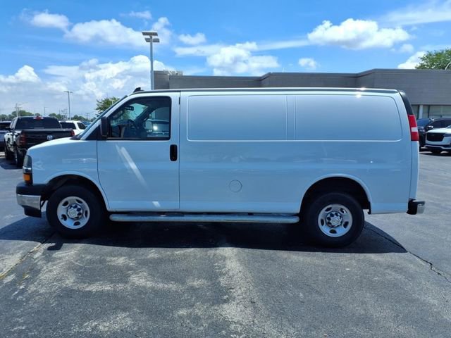 Used 2023 Chevrolet Express 2500 w/ Driver Convenience Package image 12