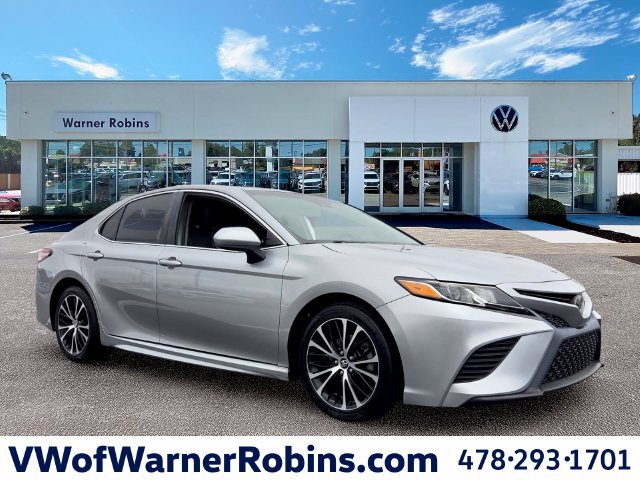 Used 2019 Toyota Camry SE