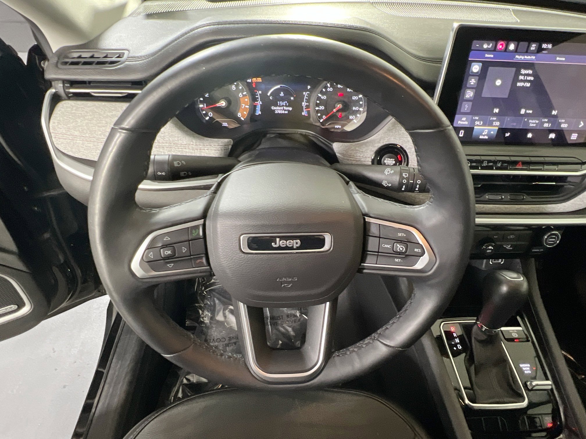 Used 2022 Jeep Compass Latitude w/ Sun and Sound Group image 11