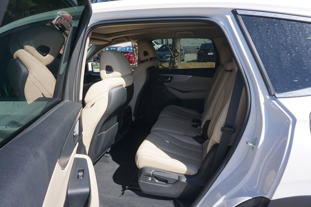 Used 2023 Acura MDX SH-AWD image 14