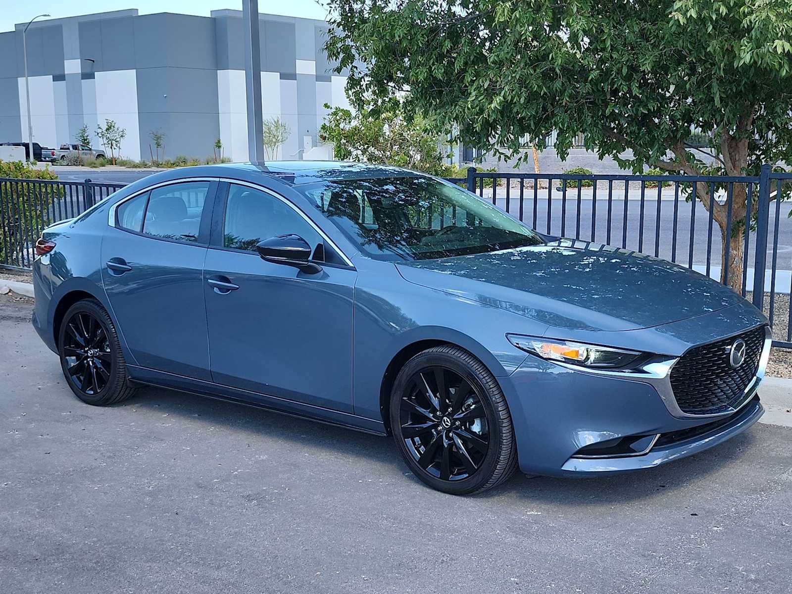 Used 2023 MAZDA MAZDA3 s FWD image 2