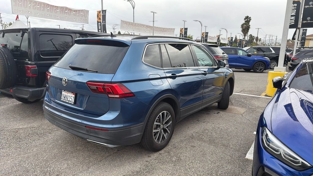 Used 2019 Volkswagen Tiguan SE FWD image 3