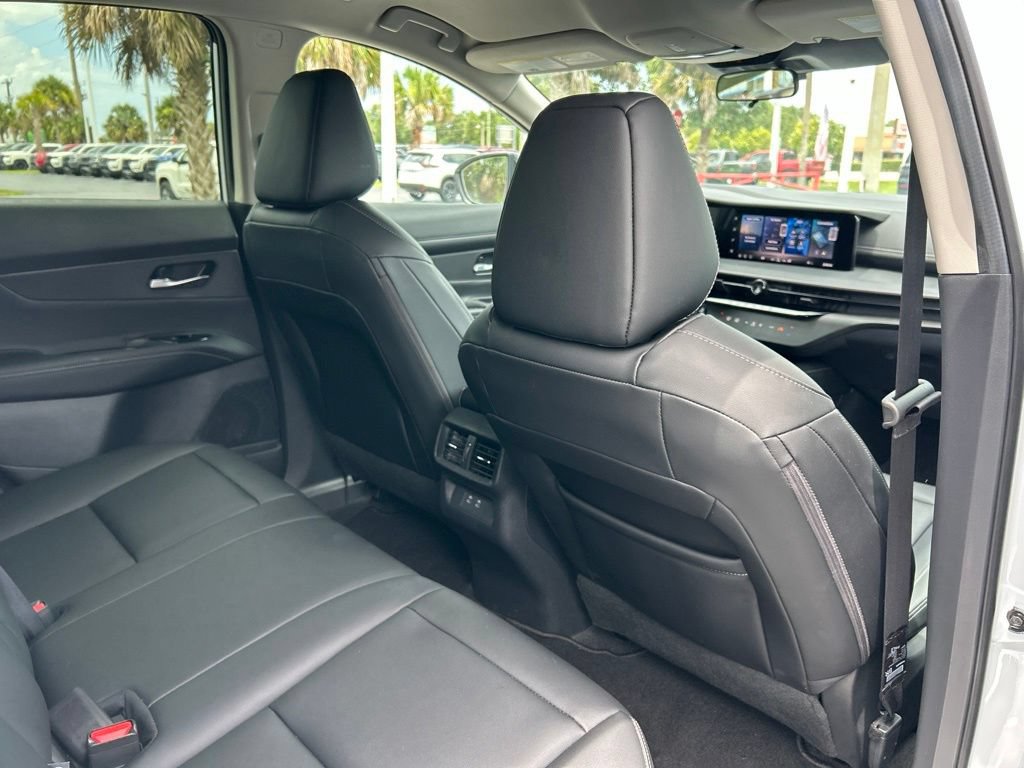 Certified 2026 Nissan Murano SV AWD/4WD image 47