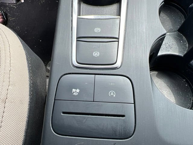 Used 2020 Ford Escape SE FWD image 22