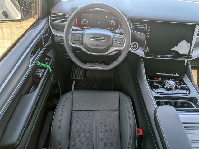 New 2026 Jeep Grand Wagoneer L Limited w/ Convenience Group I AWD/4WD image 18