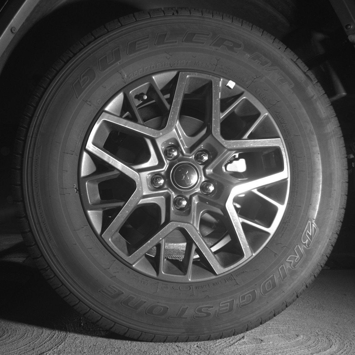 Used 2025 Jeep Wrangler Sahara image 14