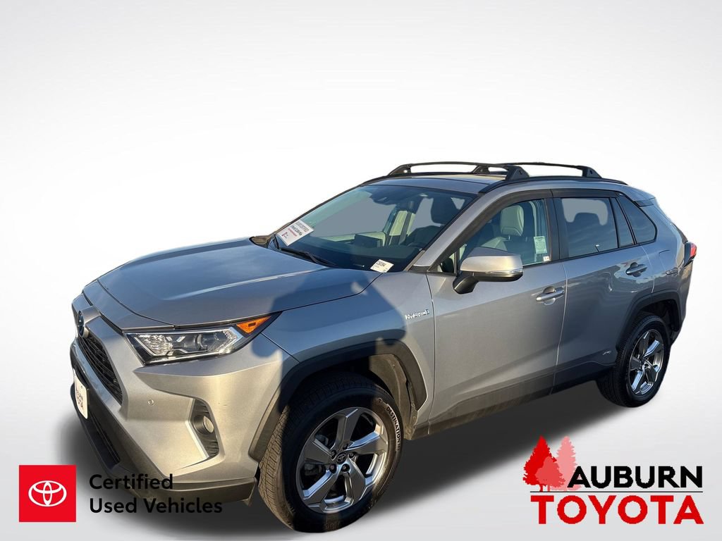 Certified 2021 Toyota RAV4 XLE Premium AWD/4WD image 4