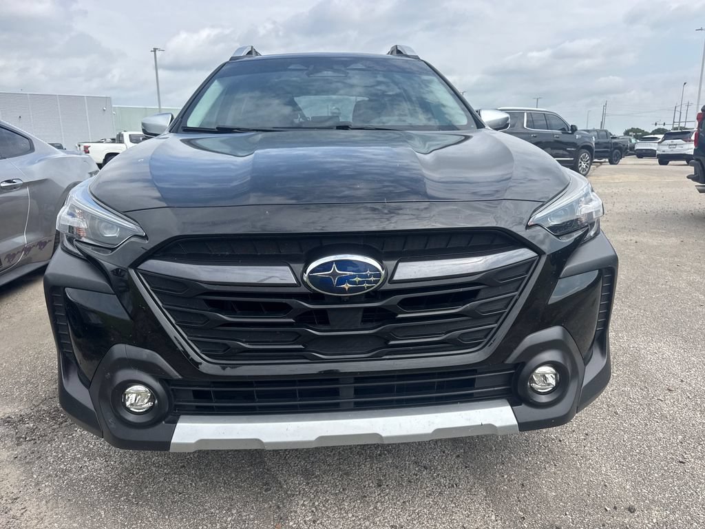 Used 2023 Subaru Outback Touring AWD/4WD image 2