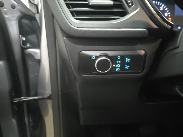 Used 2022 Ford Escape SE image 16