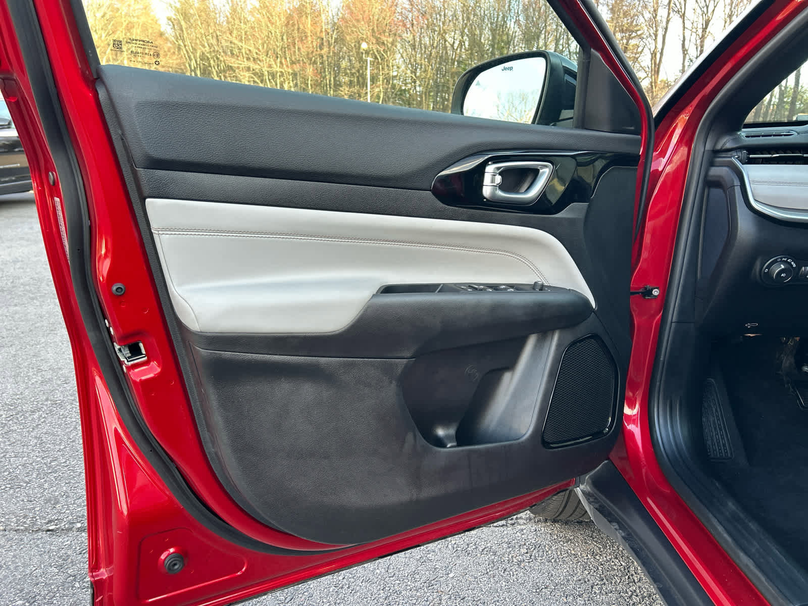 Used 2026 Jeep Compass Limited image 17