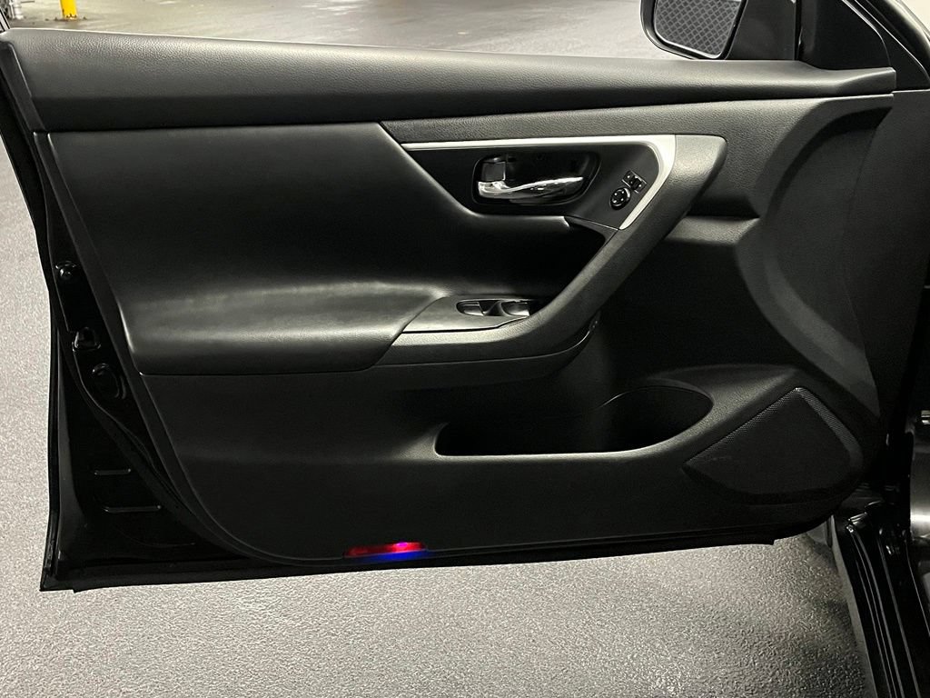Used 2016 Nissan Altima 2.5 S w/ Power Driver Seat Package FWD image 15