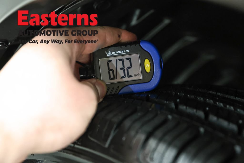 Used 2024 Subaru Outback Premium AWD/4WD image 21