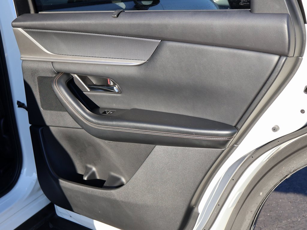 Used 2024 MAZDA CX-90 3.3 Turbo w/ Premium Package image 15