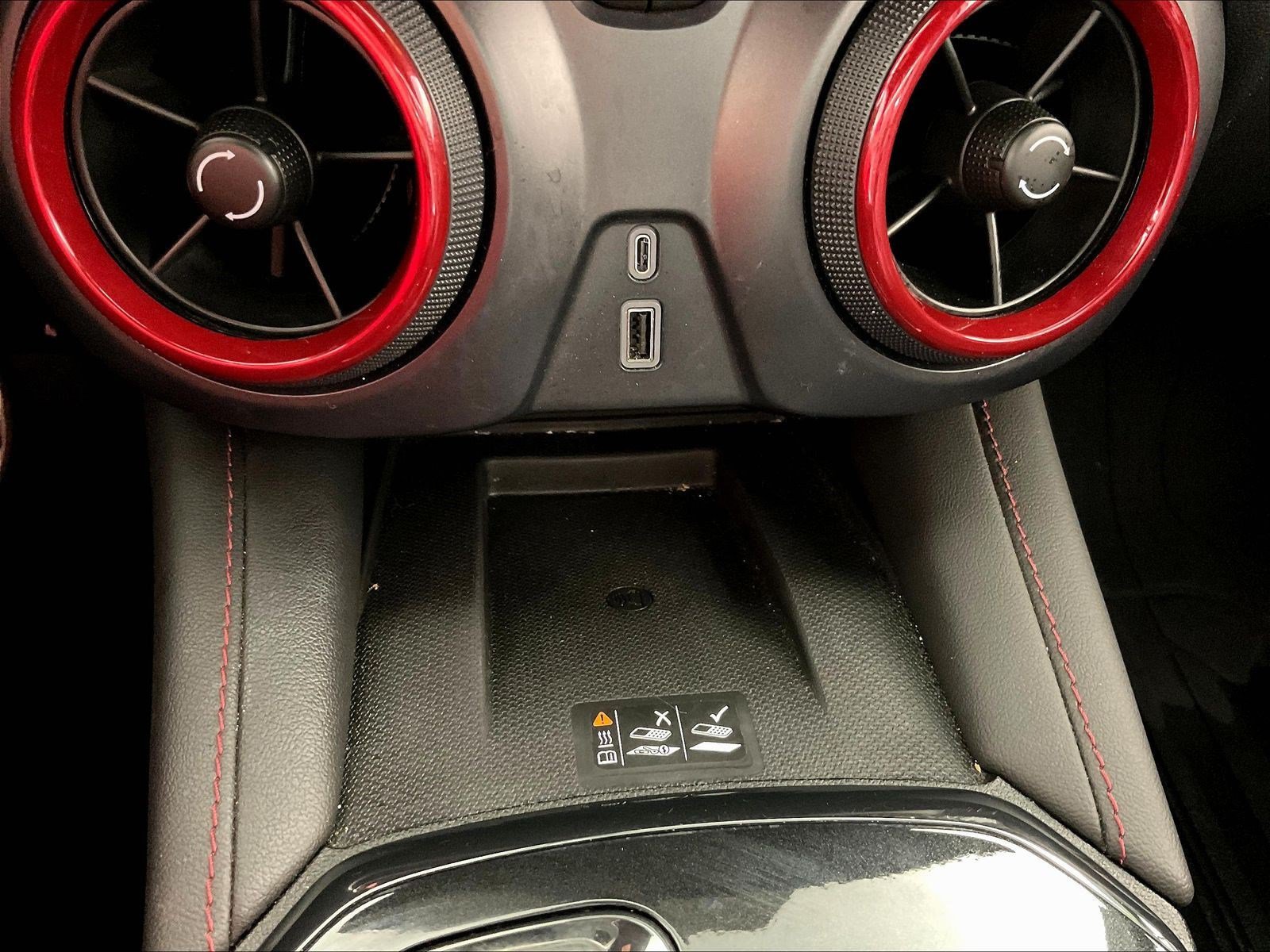 Used 2023 Chevrolet Blazer RS w/ Driver Confidence II Package FWD image 16