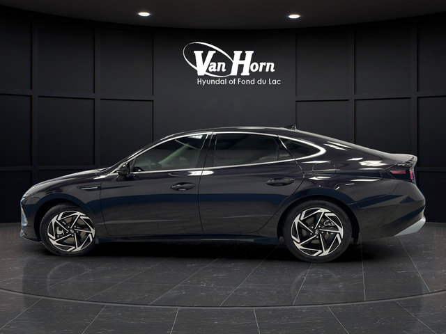 Used 2024 Hyundai Sonata SEL w/ Convenience Package FWD image 4