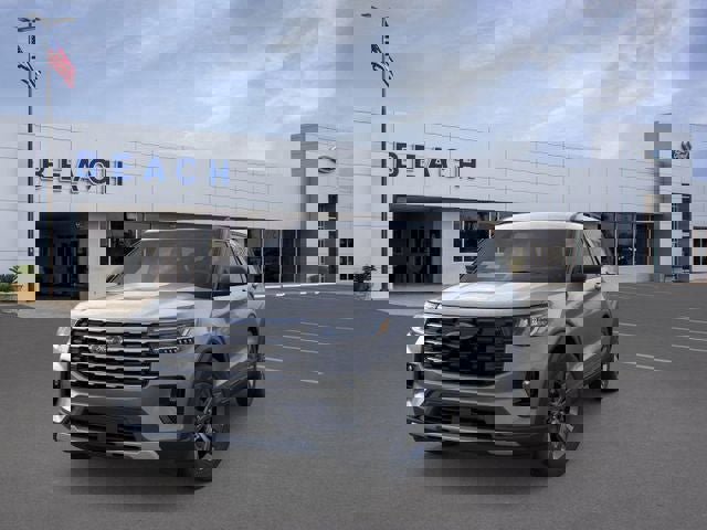 New 2026 Ford Explorer Active w/ Active Comfort Package image 3