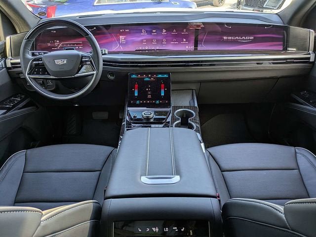 New 2026 Cadillac Escalade Luxury w/ Touring Package AWD/4WD image 17