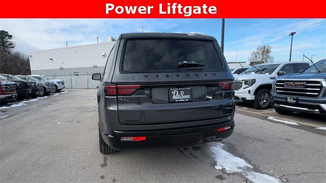Used 2023 Jeep Wagoneer Series II image 9