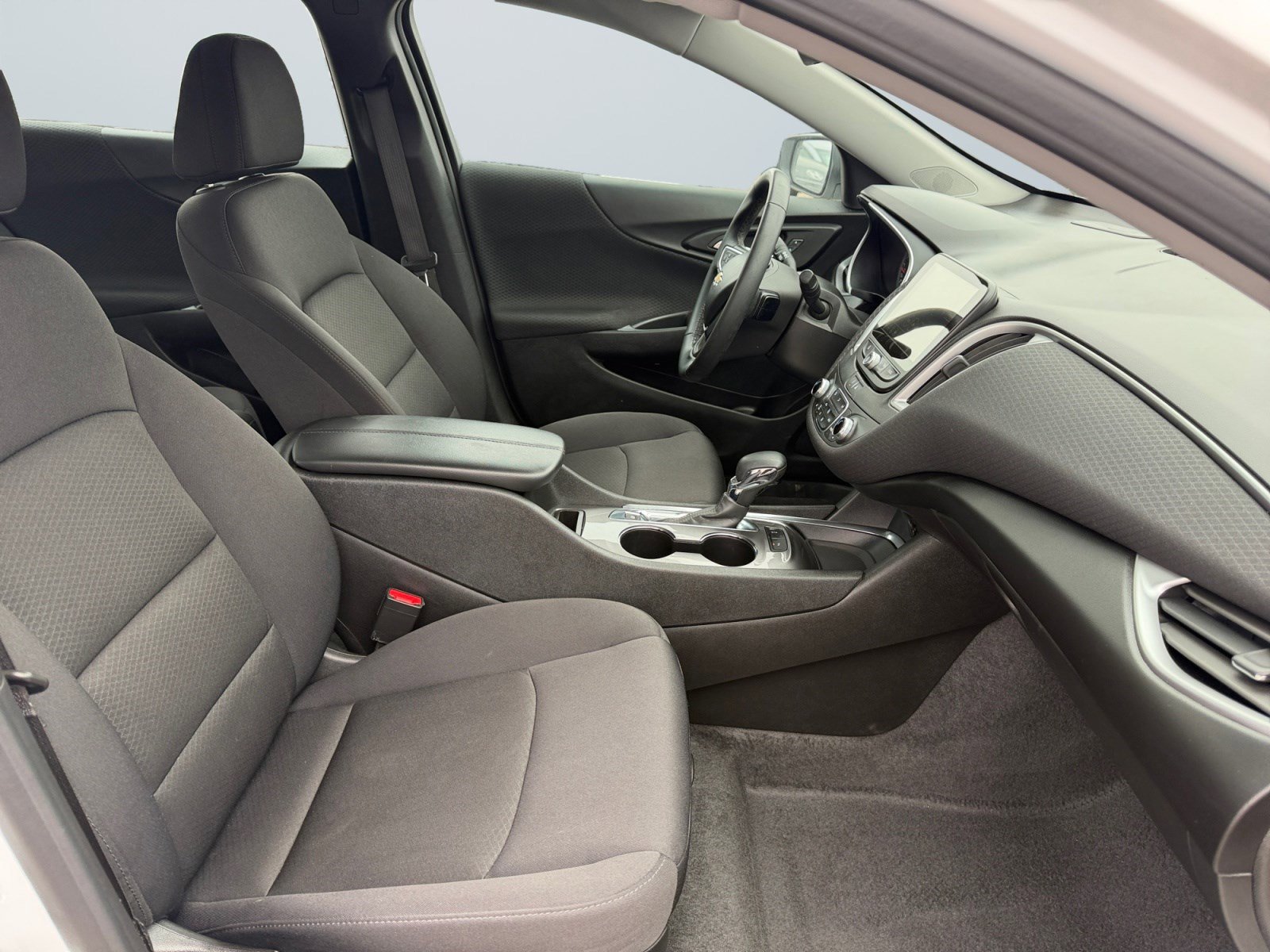 Used 2024 Chevrolet Malibu LT w/ Sport Edition FWD image 18