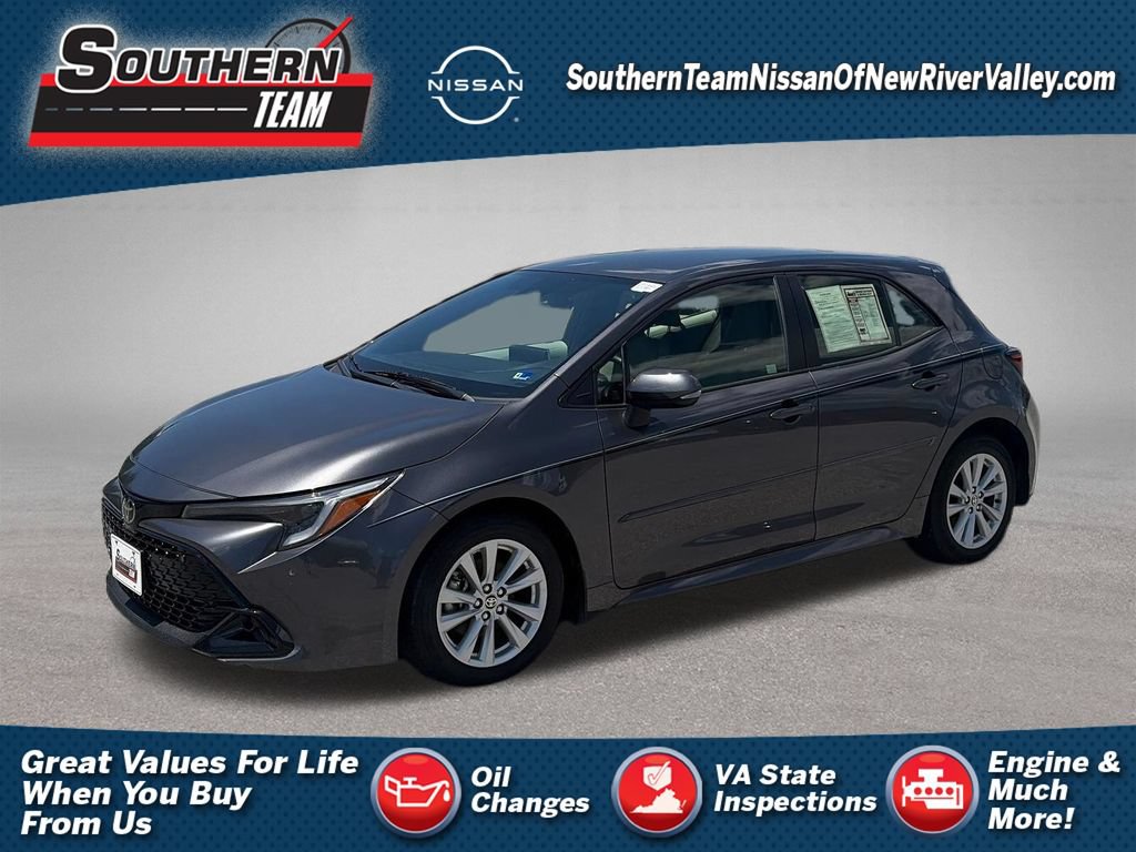 Used 2024 Toyota Corolla SE w/ SE Package