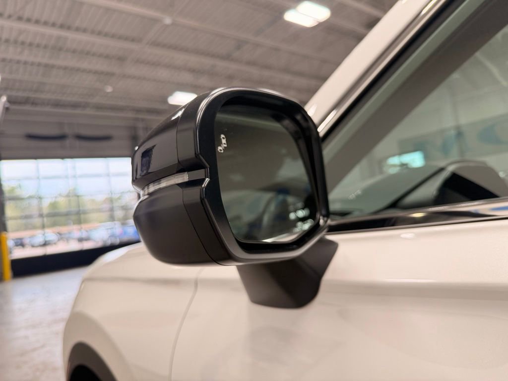 Used 2024 Honda CR-V Sport Touring image 14