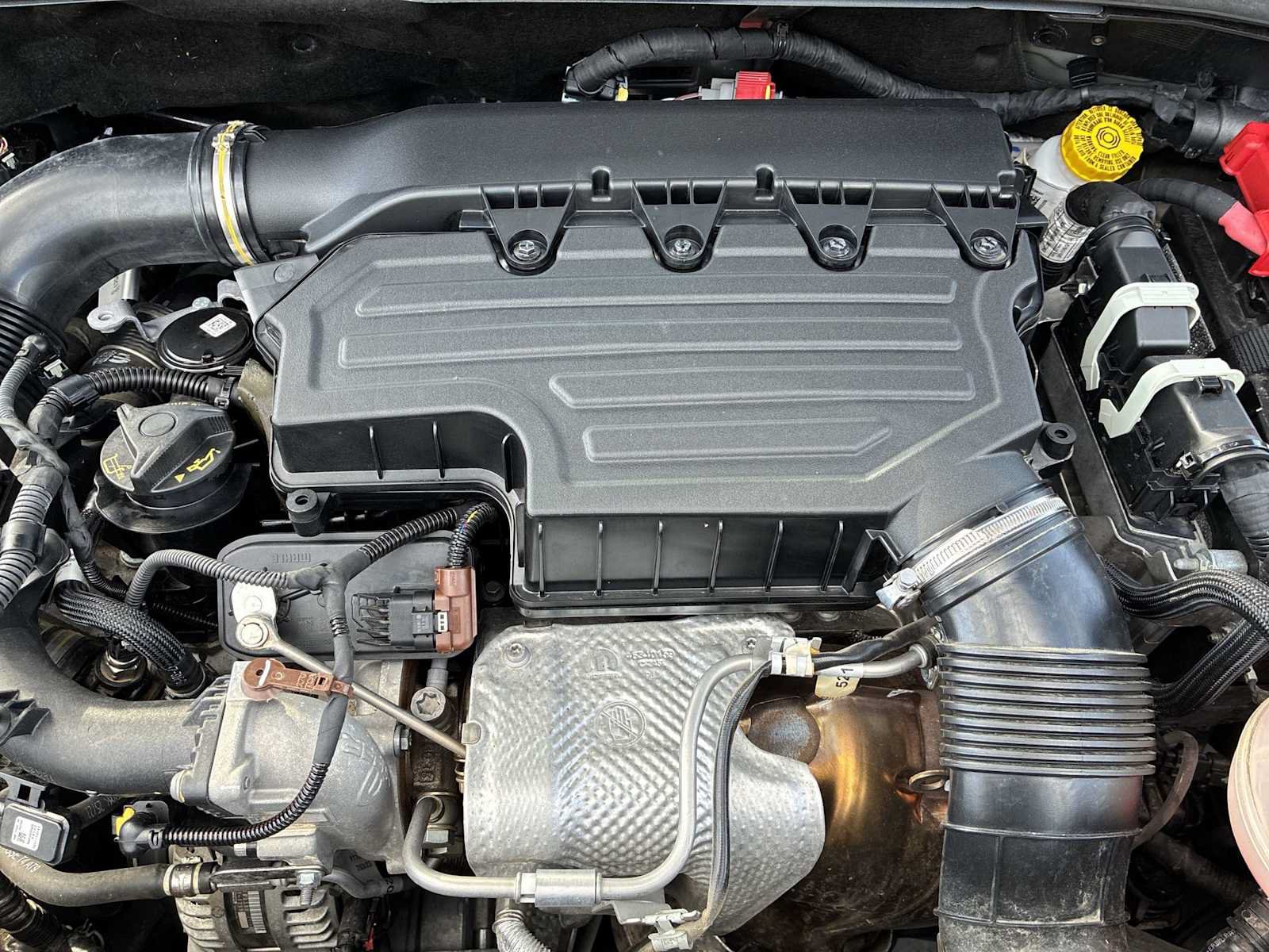 Certified 2023 Jeep Renegade Latitude AWD/4WD image 17