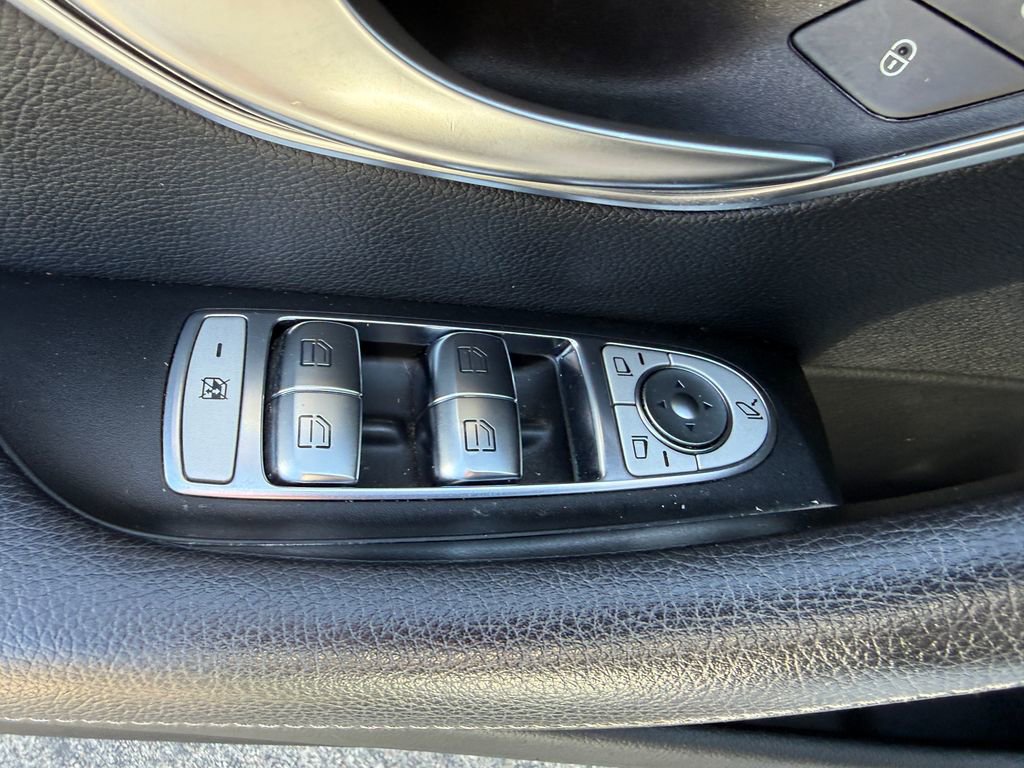 Used 2019 Mercedes-Benz E 450 4MATIC Wagon w/ Premium Package image 49