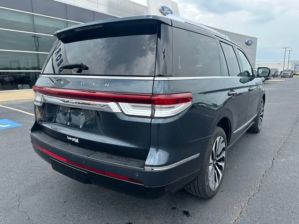 Used 2024 Lincoln Navigator Reserve image 27
