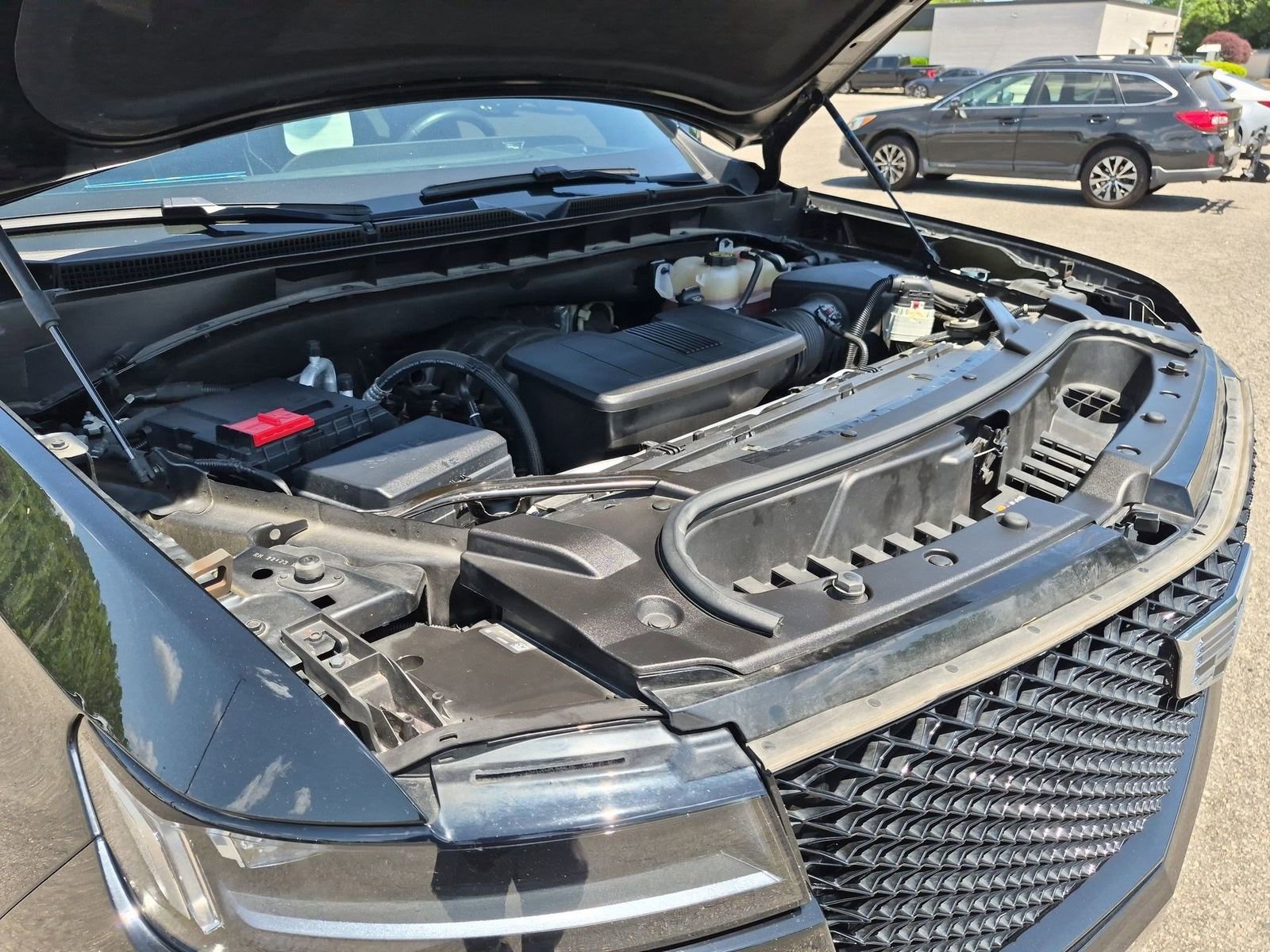 Certified 2023 Cadillac Escalade ESV Sport AWD/4WD image 32