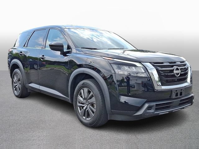 Used 2023 Nissan Pathfinder S AWD/4WD image 3