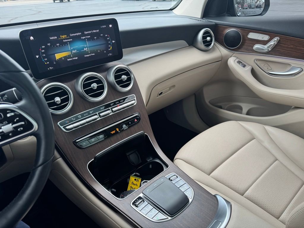 Used 2022 Mercedes-Benz GLC 300 4MATIC w/ Premium Package Lite image 14