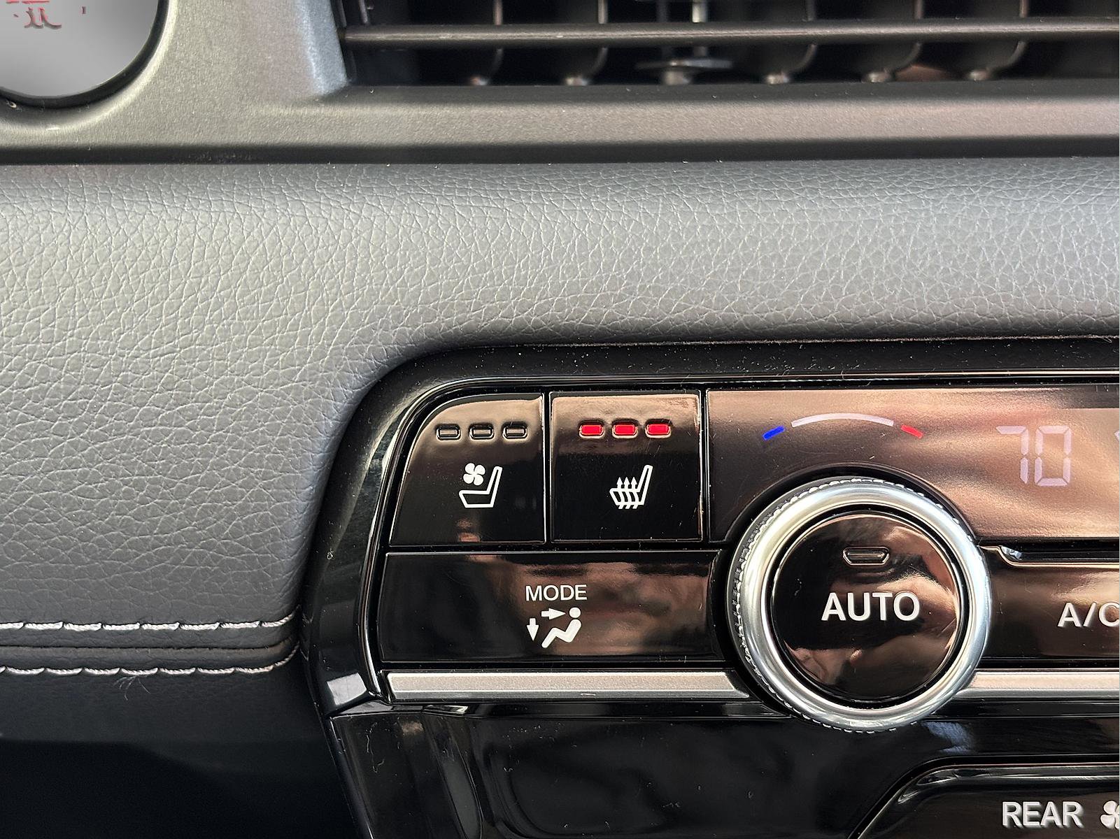 Certified 2025 Honda Pilot Elite image 30