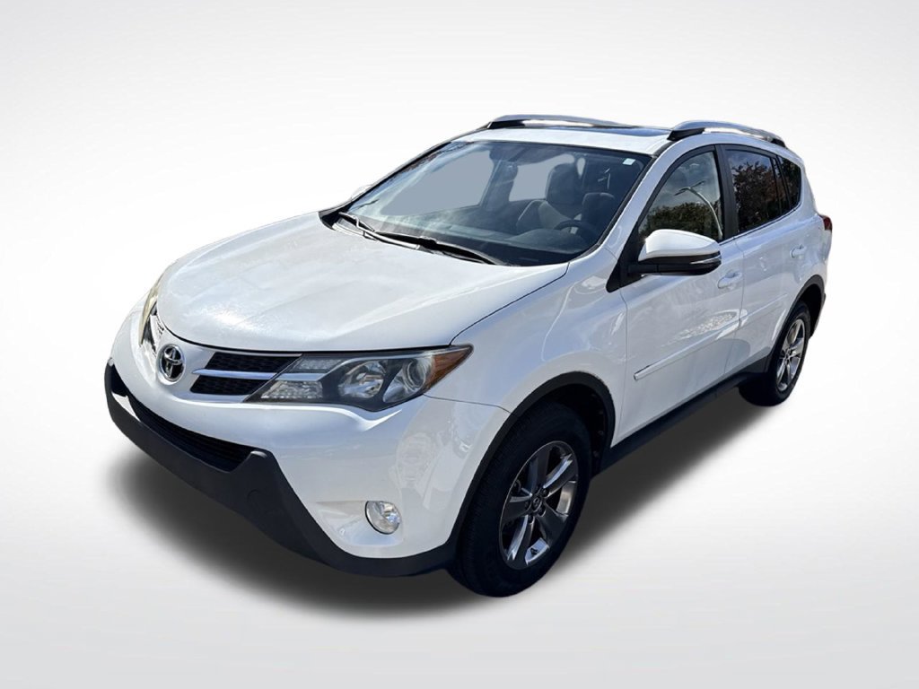 Used 2015 Toyota RAV4 XLE AWD/4WD image 3