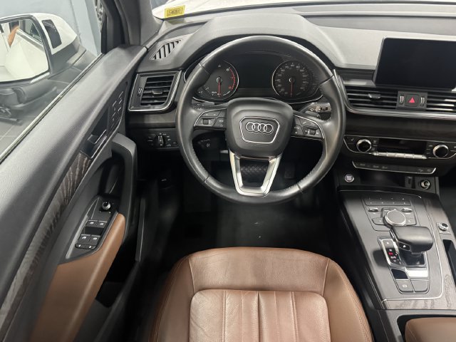 Used 2019 Audi Q5 Premium Plus w/ Convenience Package AWD/4WD image 15