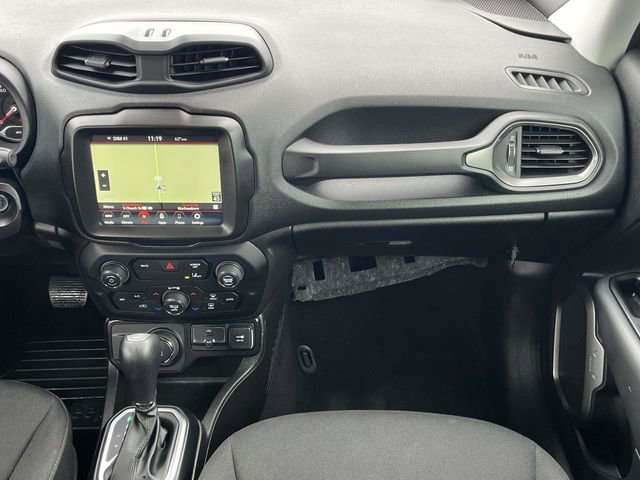 Used 2023 Jeep Renegade Latitude image 18