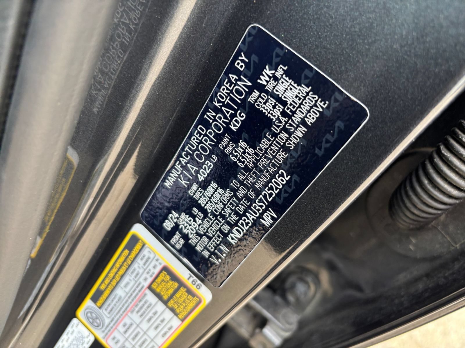 Used 2025 Kia Soul LX w/ LX Technology Package FWD image 26