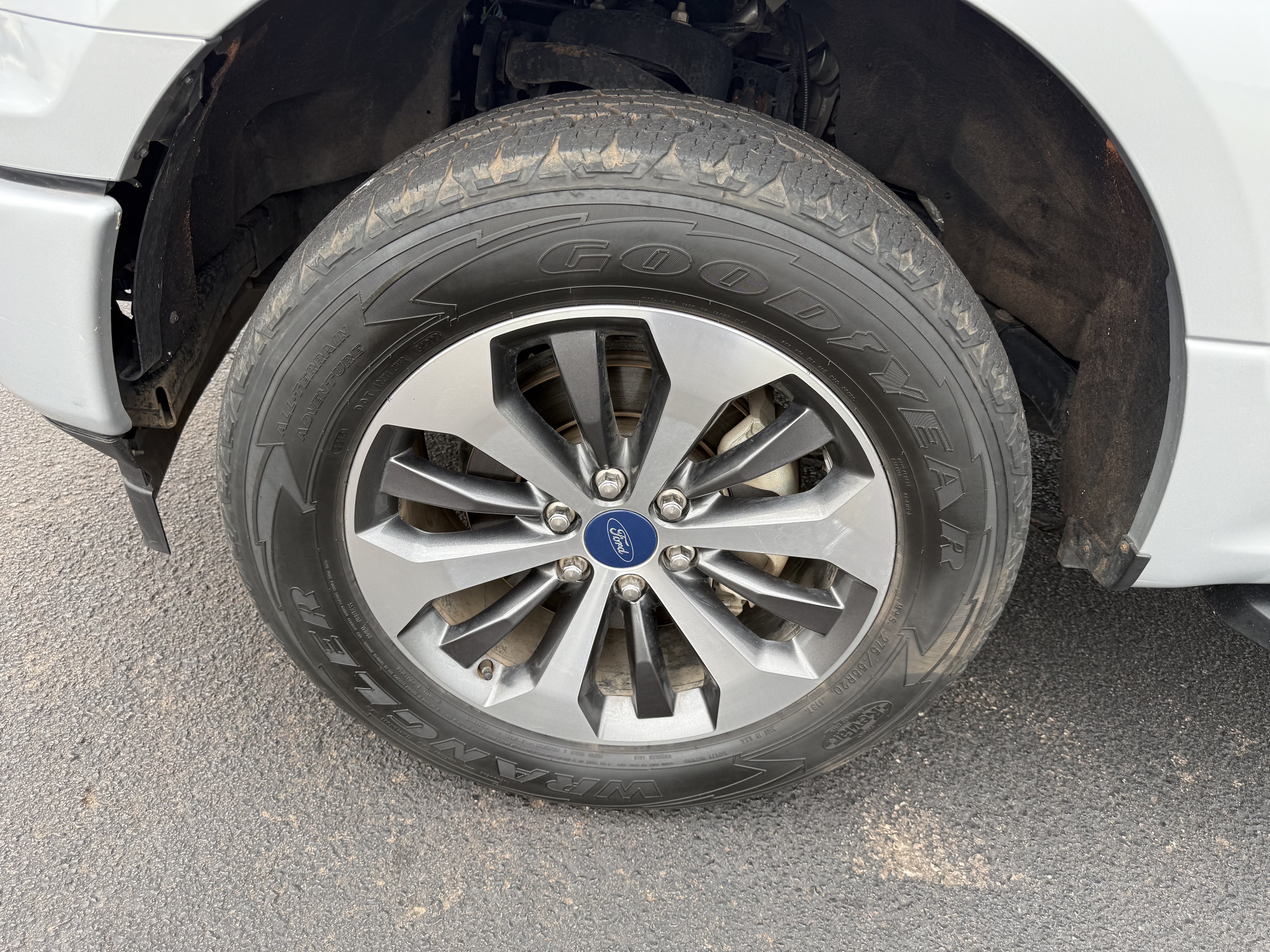 Used 2019 Ford F150 XL w/ Equipment Group 101A Mid AWD/4WD image 5