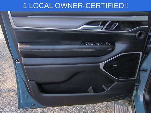 Certified 2026 Jeep Grand Wagoneer Limited AWD/4WD image 12