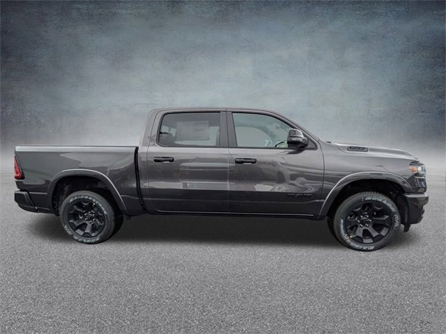 New 2026 RAM 1500 4x4 Crew Cab image 3