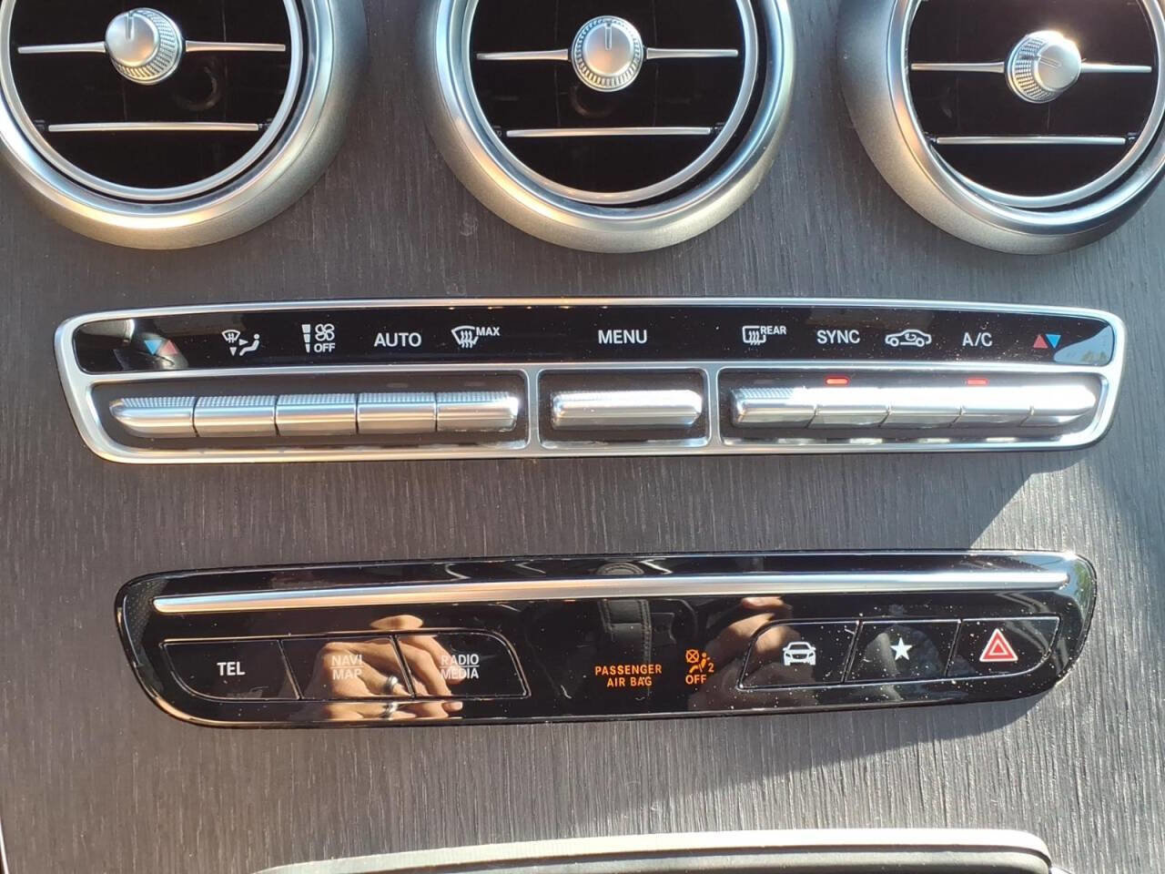 Used 2020 Mercedes-Benz GLC 300 image 21