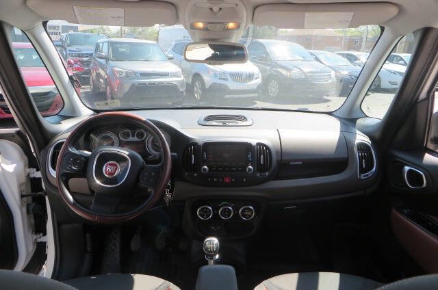Used 2014 FIAT 500L Trekking w/ Popular Equipment Group FWD image 14