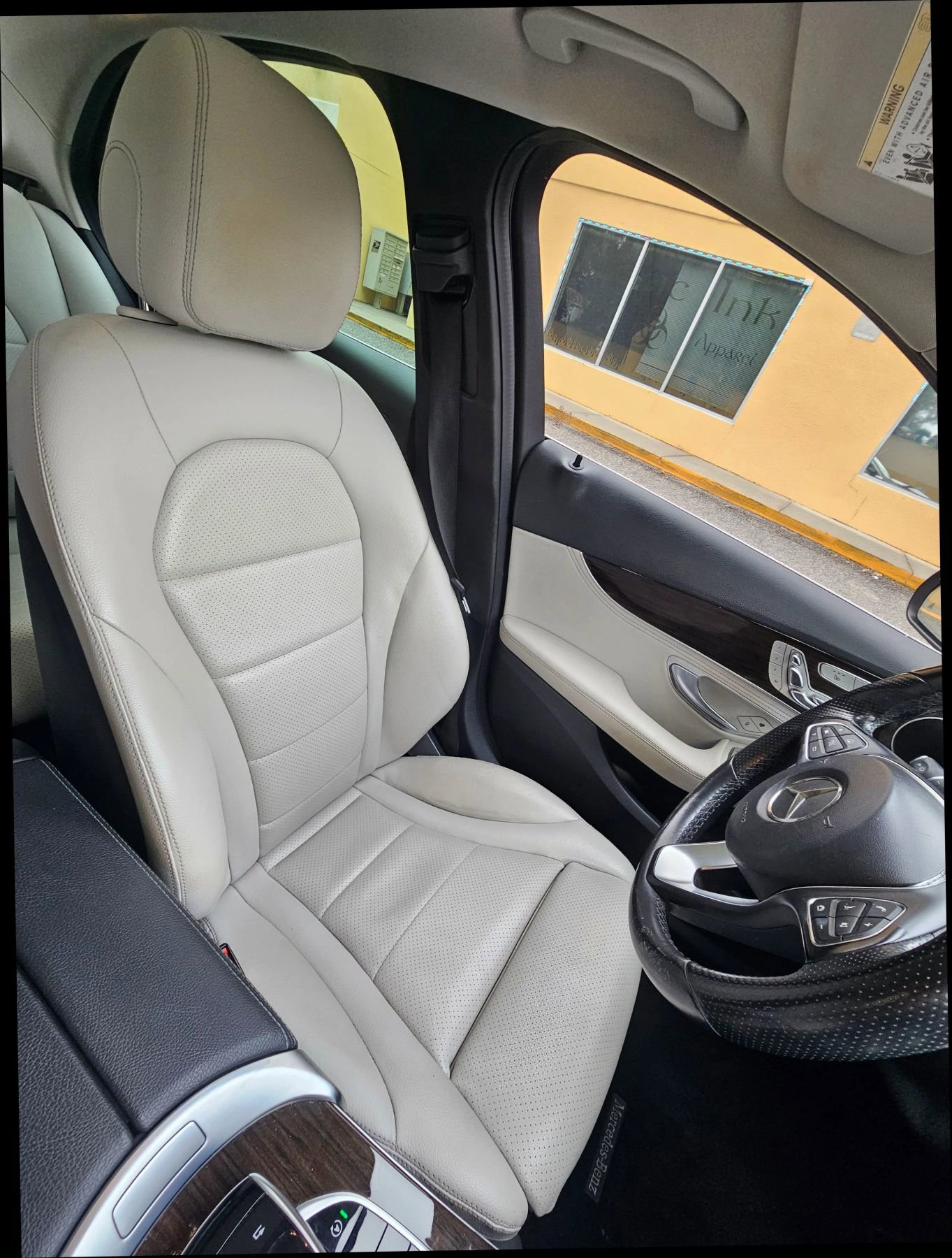 Used 2016 Mercedes-Benz C 300 4MATIC Sedan image 30