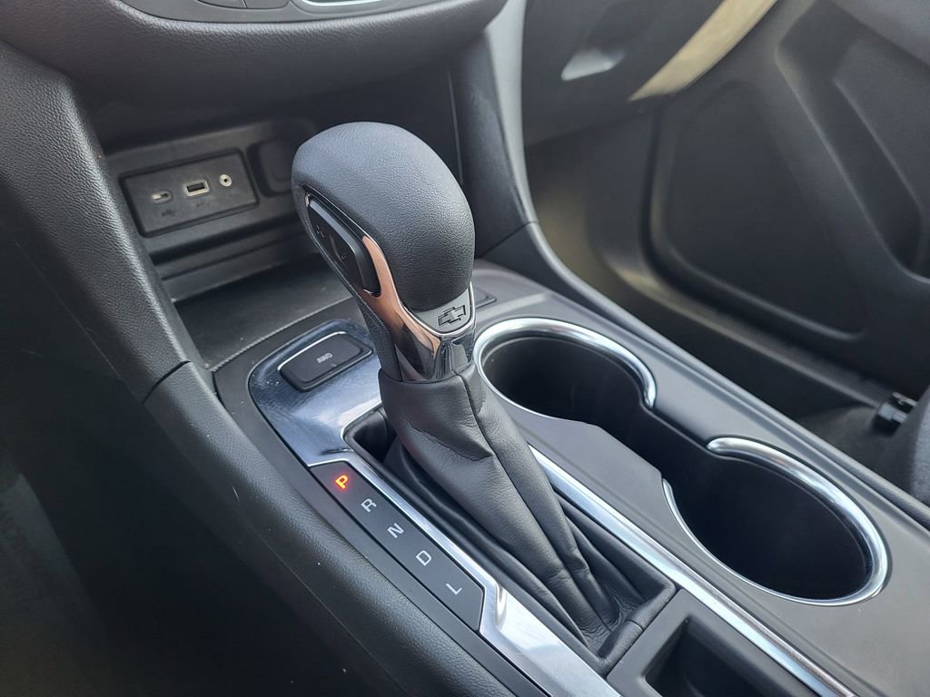 Used 2024 Chevrolet Equinox LT image 12