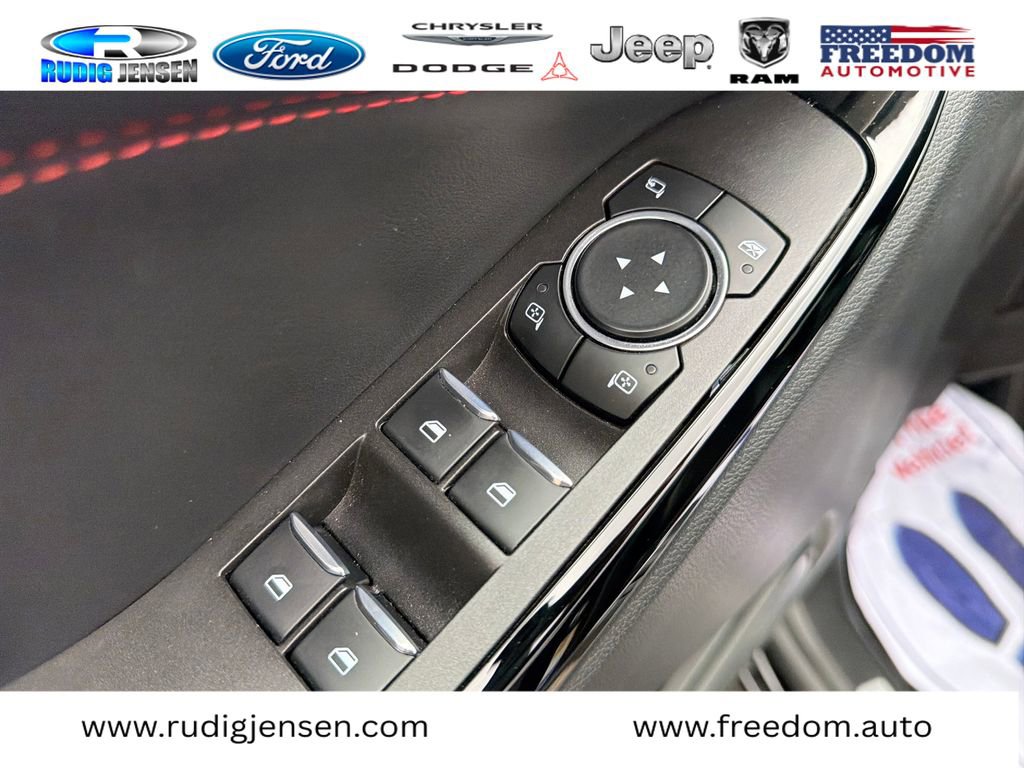 Used 2023 Ford Explorer ST-Line w/ Class IV Trailer Tow Package AWD/4WD image 11