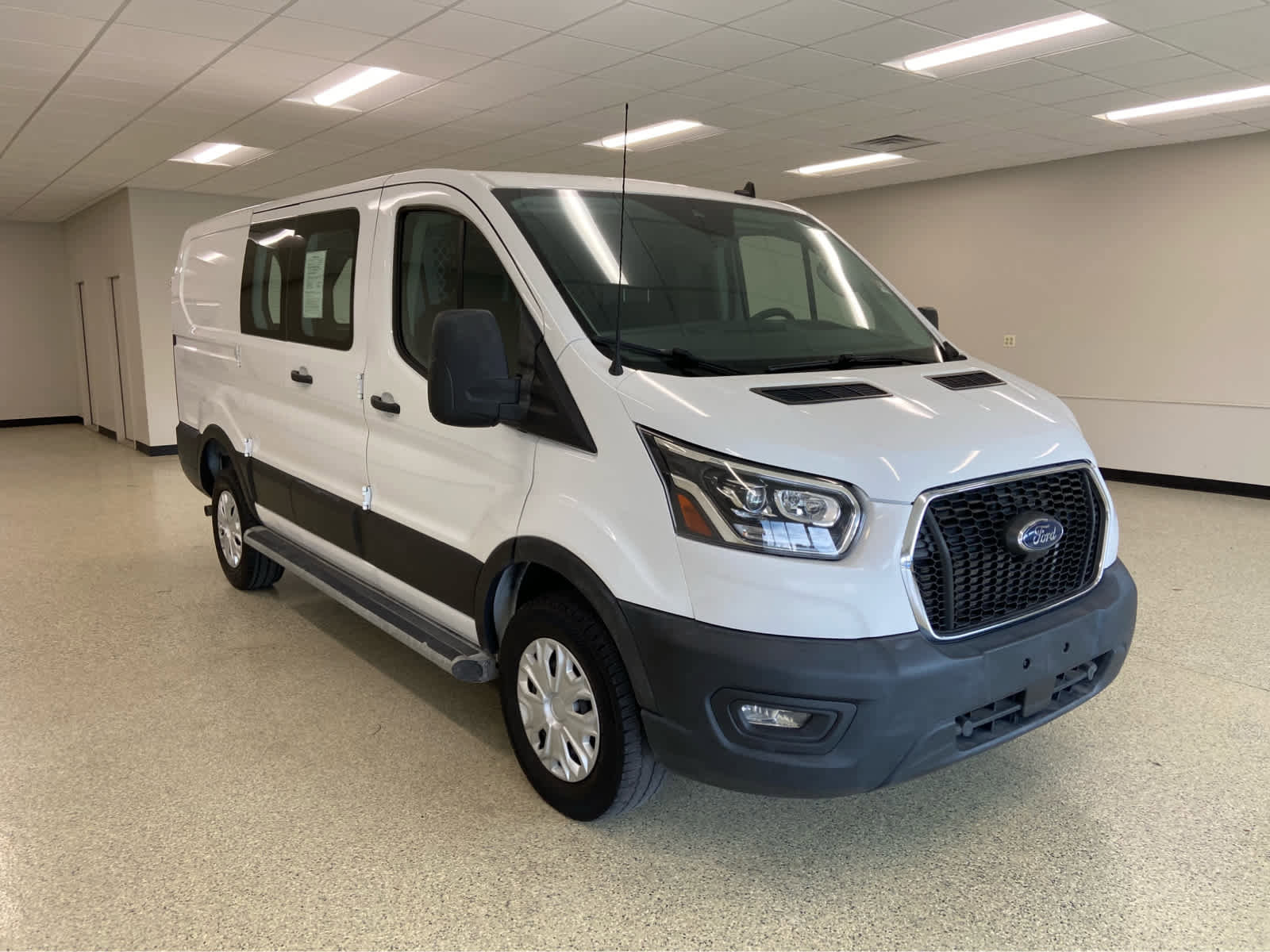 Used 2023 Ford Transit 250 Low Roof w/ Exterior Upgrade Package image 3