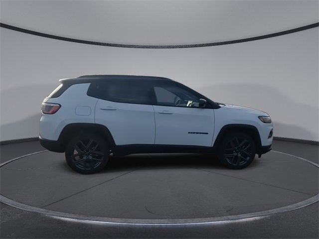 New 2026 Jeep Compass Limited image 9