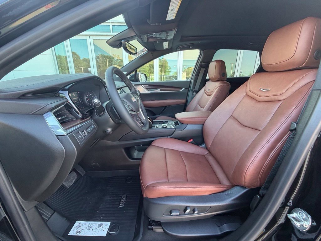 New 2026 Cadillac XT5 Premium Luxury w/ Driver Assist Package FWD image 13