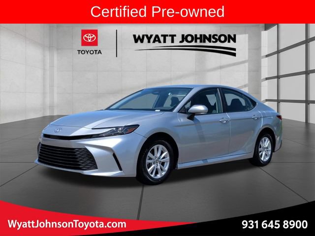 Used 2025 Toyota Camry LE FWD image 1